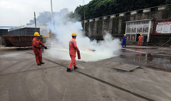 5d12d63e7c27b.jpg df1063c24db4c4a865af4d87d8fb135.jpg