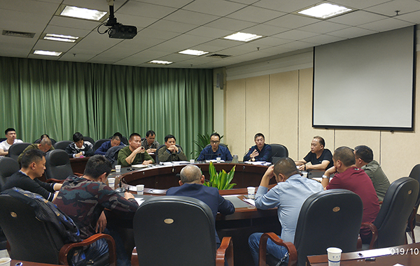 5db2b32477b73.jpg 會(huì)議照片2.jpg