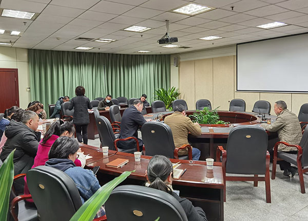 5fc443bab1a07.jpg BB937F001085333532E86E608E360297.jpg