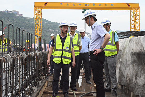 628f3e7e1b884.jpg 4.jpg